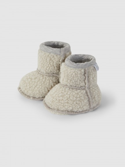 Fur booties